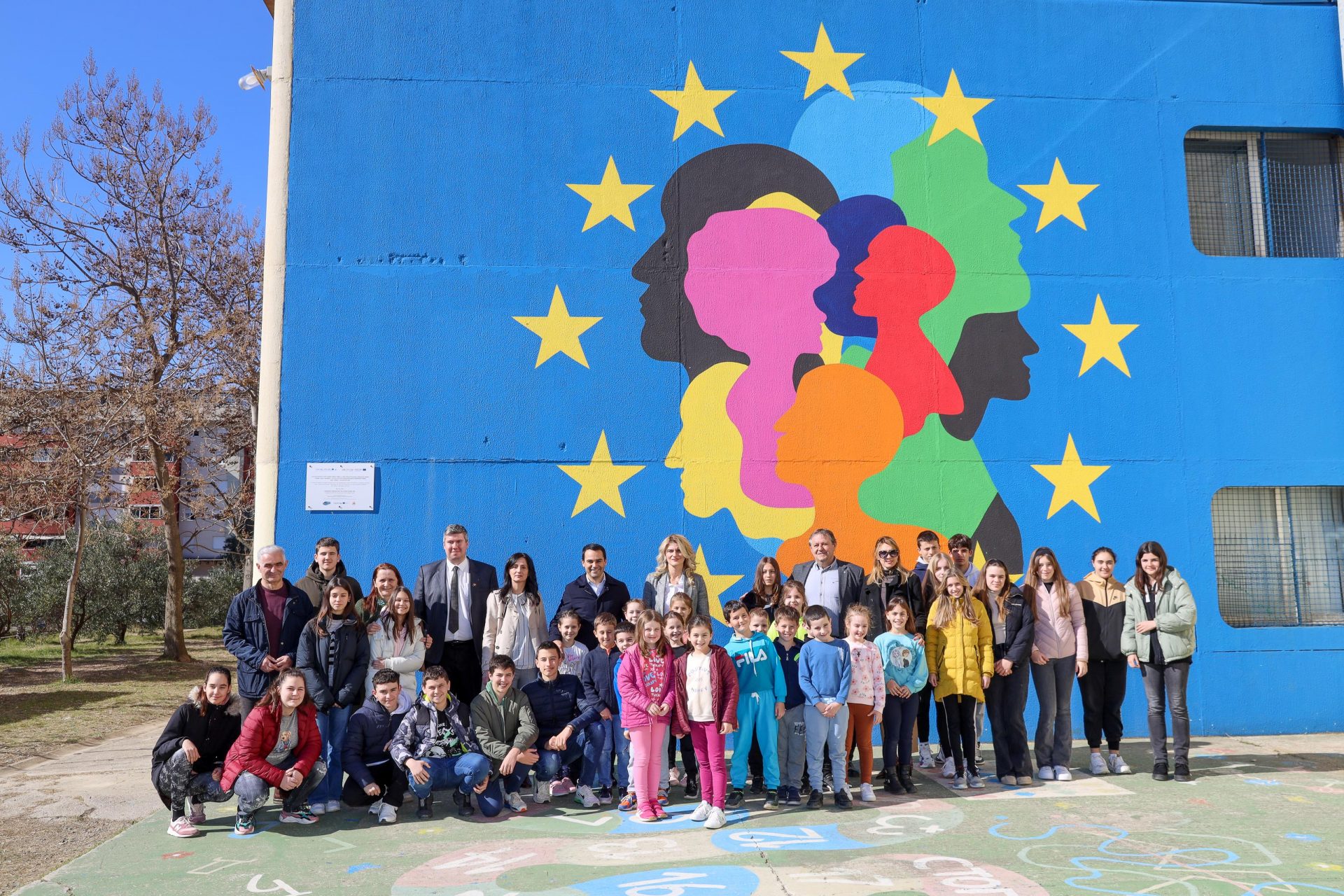 mural-in-bar-as-a-symbol-of-european-unity-and-diversity-interreg